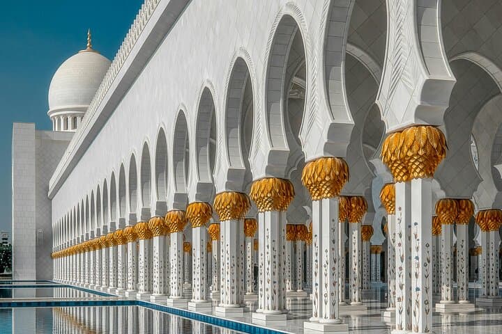 Private Abu Dhabi Half-Day City Tour: Sheikh Zayed Mosque, Corniche & Heritage Village