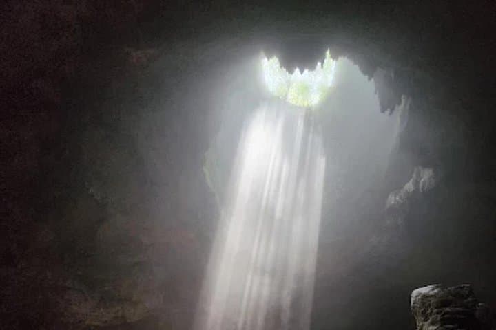 Jomblang Cave & Timang Beach Day Tour — Yogyakarta Cave Descent and Gondola Adventure photo 3