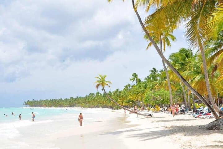 Saona VIP Island Private Yacht Experience from Punta Cana photo 5