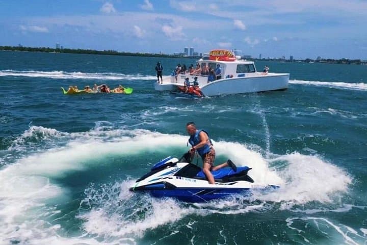 Miami Bay Jet Ski Adventure: 1-Hour Ride to Pace Picnic Island photo 2