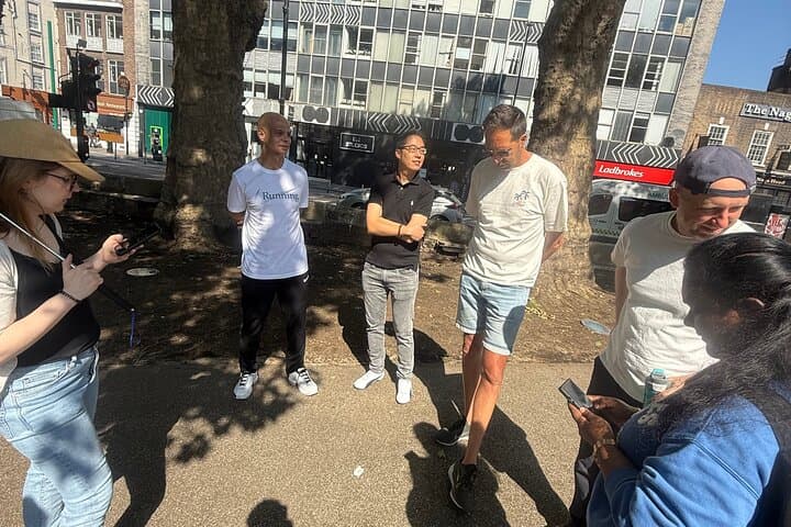 Jack the Ripper Pub Crawl: Whitechapel Crime Walk with Pints photo 3