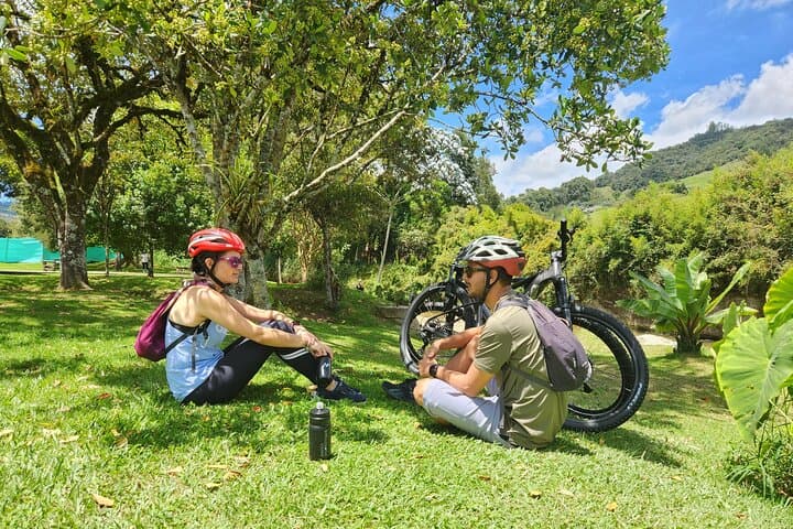 Medellín E-Bike Escape: Explore Eastern Antioquia's Countryside