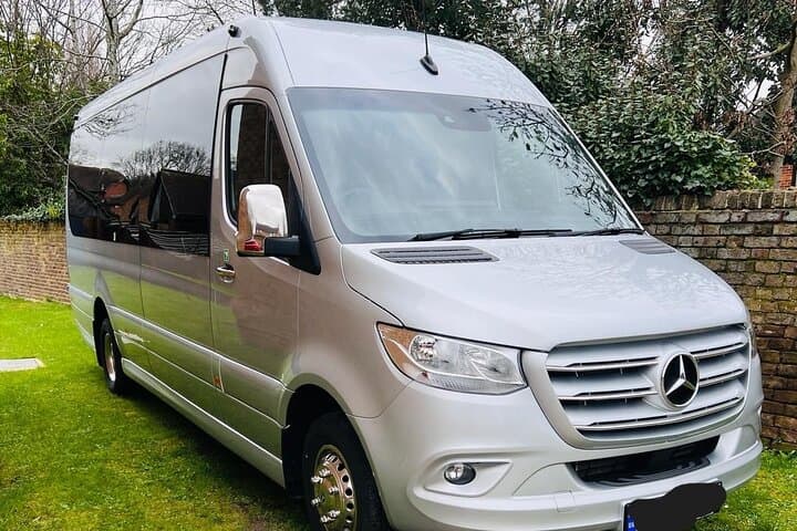 Private London City Tour in Luxury Vehicle — Iconic Landmarks & Comfortable Sightseeing photo 2
