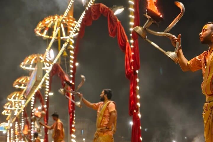 Delhi to Varanasi Overnight: Ganga Aarti, Sunset Boat Ride & Banarasi Silk photo 4