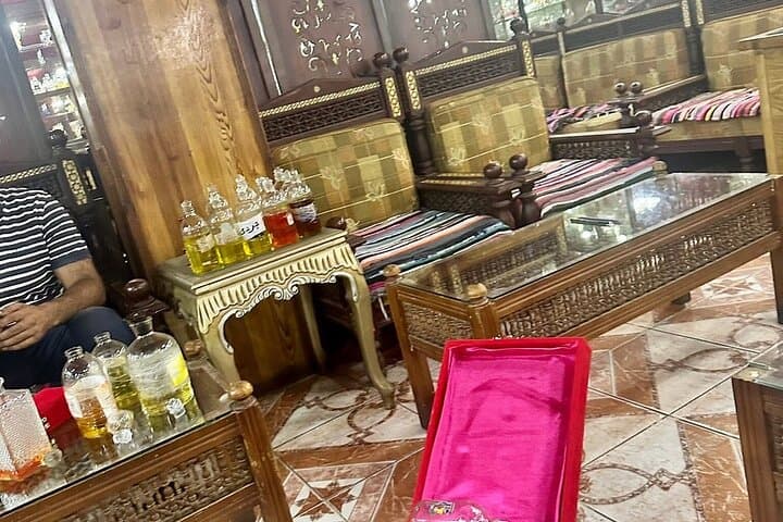 Private Day Tour to Giza Pyramids & Egyptian Museum from Marsa Alam photo 4