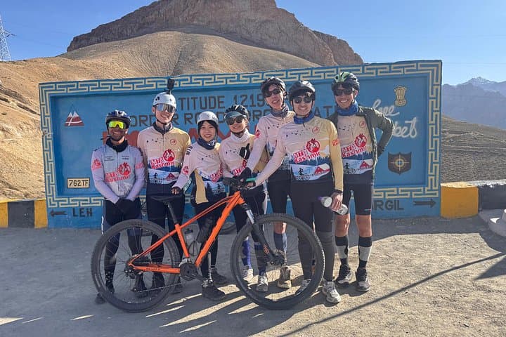Srinagar to Leh Cycling Expedition: Conquer Khardung La on the Srinagar-Leh Highway photo 1