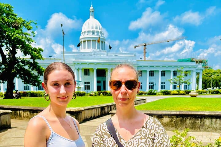 Colombo City Highlights: 5-Hour Guided Tour with AC Car photo 5