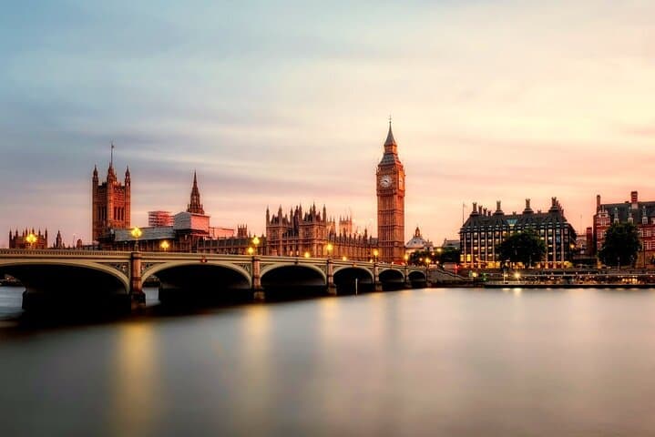 private-full-day-london-tour-westminster-tower-st-pauls