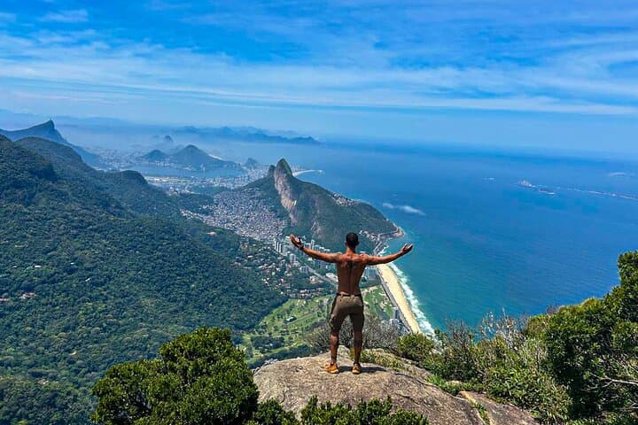 Summit Pedra da Gávea: Full-Day Guided Hike from Rio de Janeiro