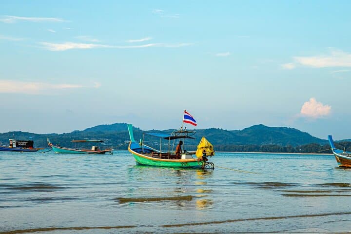 Phuket to Koh Phi Phi Ferry Transfer — Chaokoh Ferry from Rassada to Tonsai photo 4