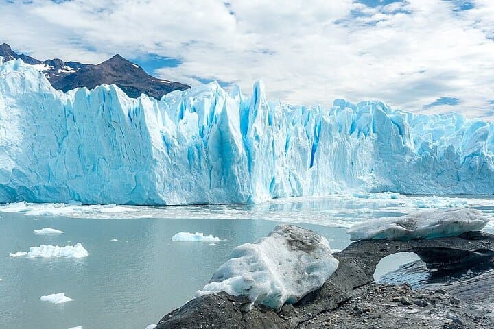Full-Day Perito Moreno Glacier: Scenic Walkways & Ice Calving Views photo 5