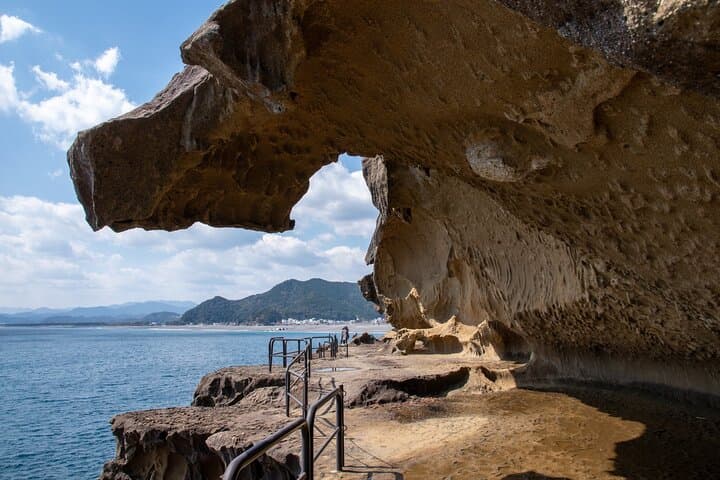 Onigajo Coastal Cliff Walk — Explore Mie's UNESCO Sea Cliffs