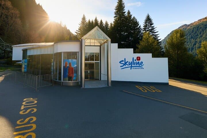 Queenstown Self-Guided Walking Tour — Lake Wakatipu, Gold Rush Trails & Local Eats photo 5