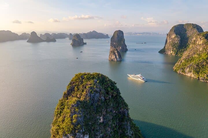 Leona 5-Star Luxury Cruise: Ha Long Bay Day Trip from Hanoi photo 6