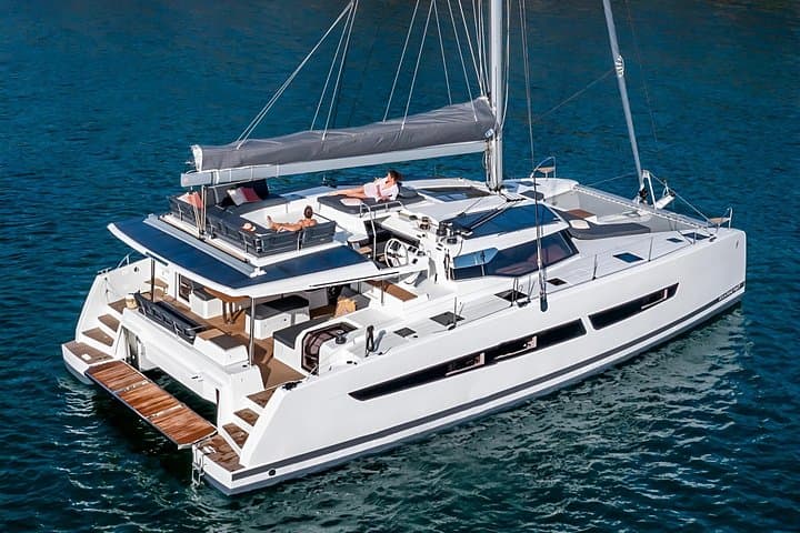 Private Ultra-Luxury Catamaran Cruise from Mykonos to Rhenia photo 1