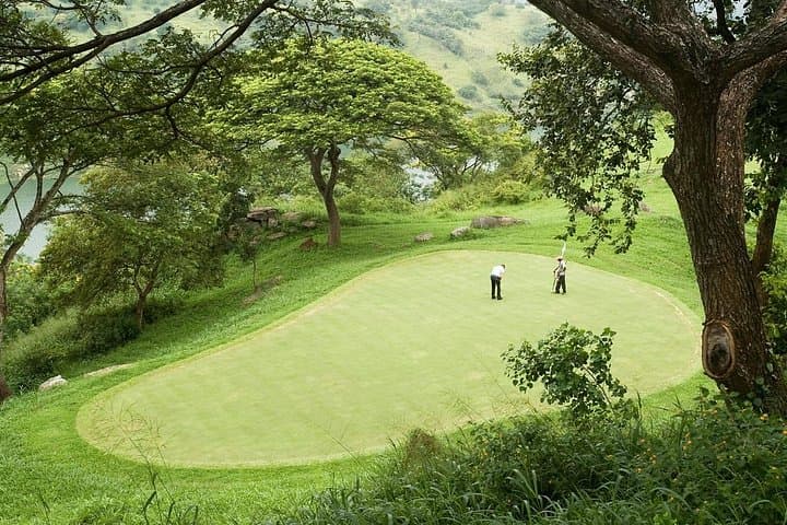 11-Day Private Golf Tour in Sri Lanka: Play Royal Colombo, Kandy & Coastal Links photo 4