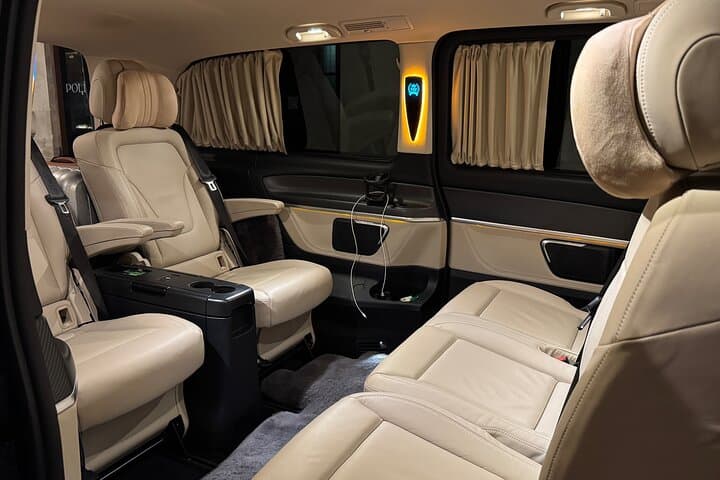 Executive Private Transfer: Central London & Heathrow to Southampton Cruise Port photo 3