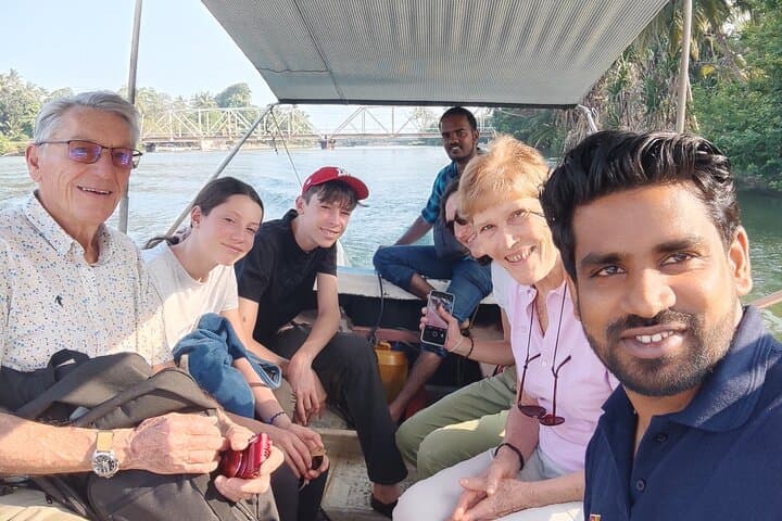 Full-Day Galle Tour: Madu River Safari, Turtle Hatchery, Gem Mine & Galle Fort