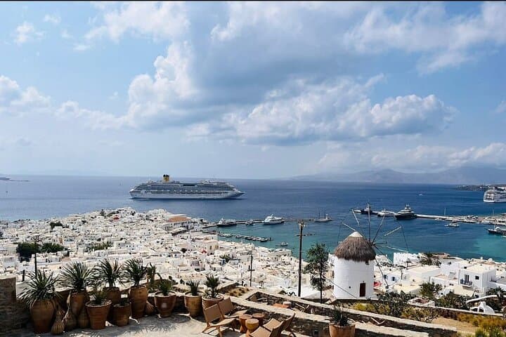 Mykonos Shore Excursion: Lighthouse Views, Beaches & Mykonos Town Walk photo 4