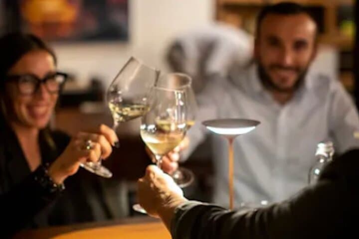 Lecco Wine Tasting Experience on Lake Como: Enoteca Tour & Local Pairings