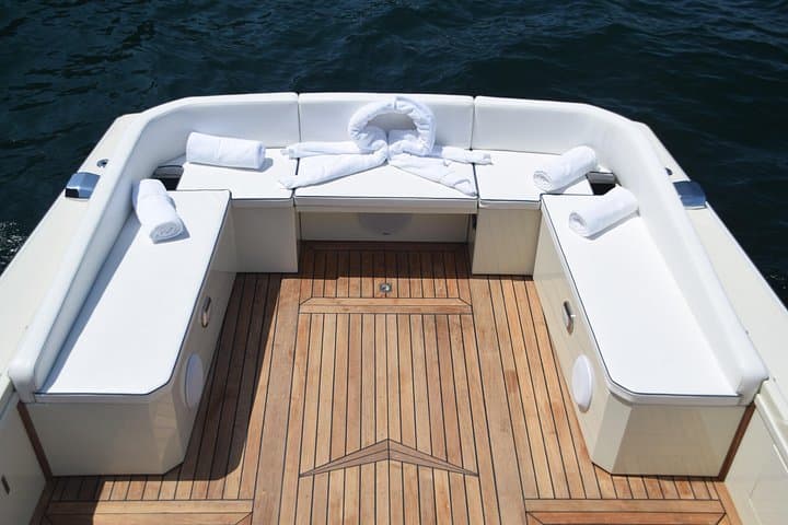 Cruise Lake Como Aboard the Classic Bertram 31 Sedan photo 5