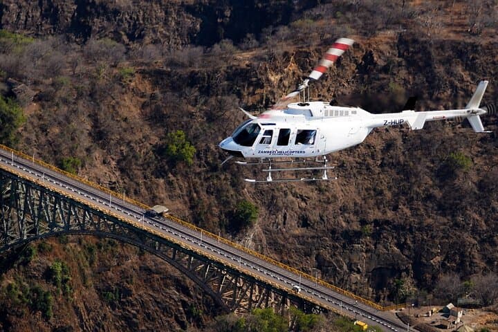 Helicopter Flight Over Victoria Falls: Aerial Tours, Tips & What to Expect photo 3