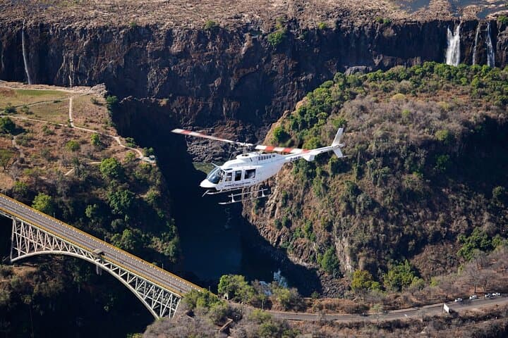 Helicopter Flight Over Victoria Falls: Aerial Tours, Tips & What to Expect