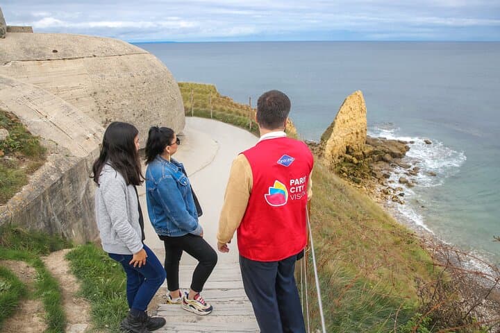 Normandy D-Day Beaches Day Trip from Paris: Omaha, American Cemetery & Juno