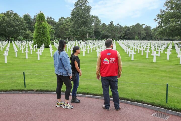 D-Day Beaches and American Cemetery Day Trip from Paris