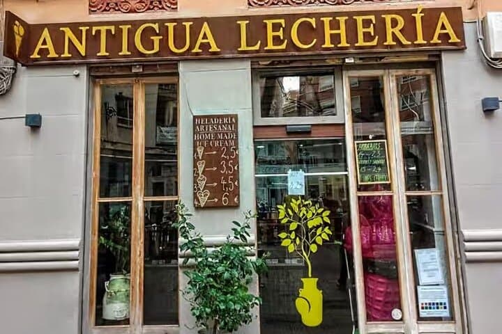 Valencia Gourmet Tapas Tour: Bike or Walk Through Ruzafa & Eixample photo 5