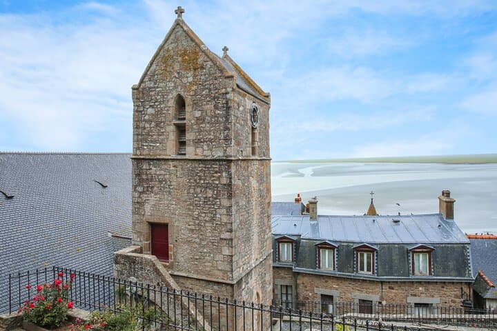 3-Day Normandy, Mont Saint-Michel & Loire Valley Castles Tour from Paris photo 4