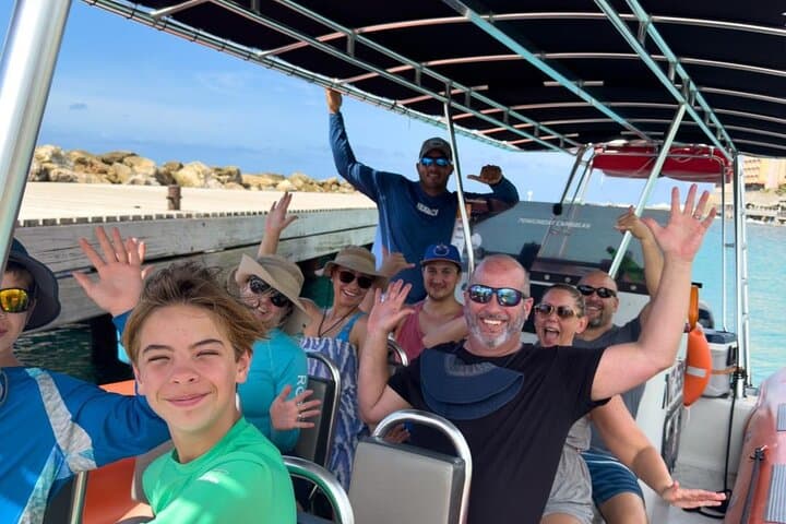 Curaçao Powerboat Private Charter & Snorkel: 2-Hour High-Speed Coastal Adventure photo 3