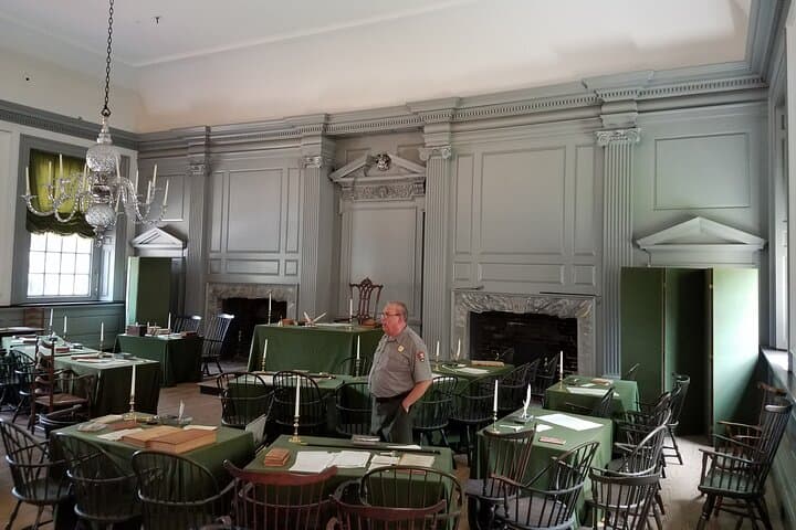 Poor Richard: Benjamin Franklin Private Walking Tour in Philadelphia photo 5