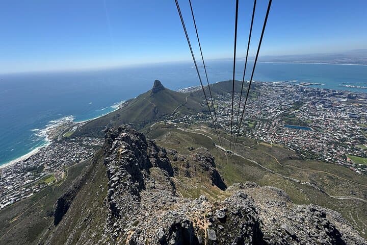 Skip-the-Line Table Mountain Cable Car: Fast-Track Summit Access & Self-Guided Visit photo 4