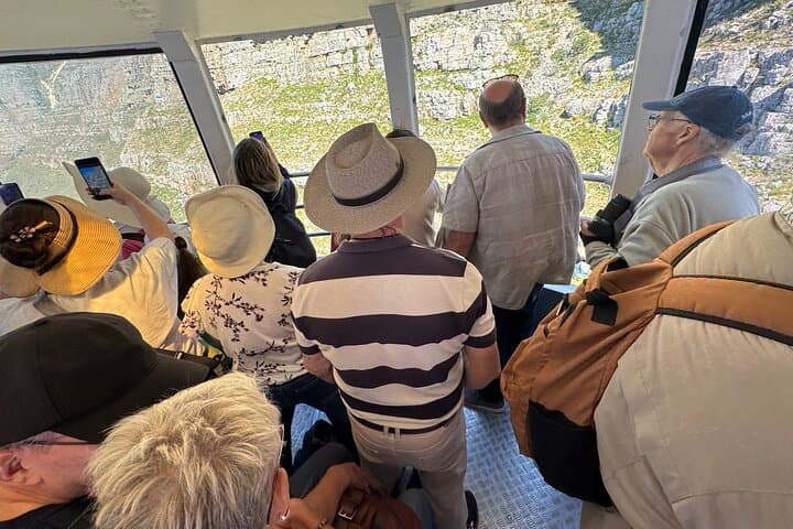 Skip-the-Line Table Mountain Cable Car: Fast-Track Summit Access & Self-Guided Visit photo 3