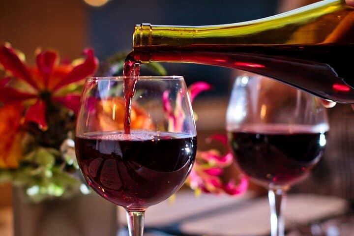 Charleston Harbor Luxury Dinner Cruise: Sunset Views, Three-Course Dining & Live Music