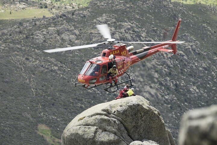 High-Mountain Rescue & Helicopter Operations Course in Huaraz: Advanced Training in the Cordillera Blanca