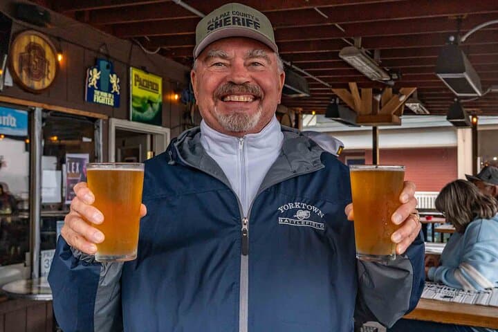 Ketchikan Pub Crawl: 90-Minute Rainforest Town Bar Walk