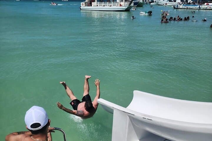 Punta Cana Catamaran Party: Snorkel, Natural Pool & Open Bar Cruise photo 6