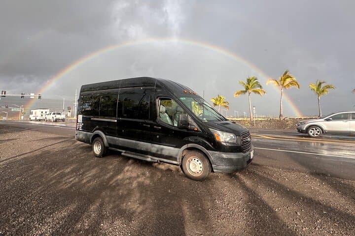 Kona Cruise Ship Shuttle to Kua Bay — Easy Beach Access from Kailua Pier photo 2
