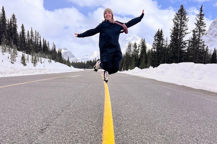 Banff to Columbia Icefield Day Trip: Peyto Lake, Crowfoot Glacier & Icefields Parkway photo 5