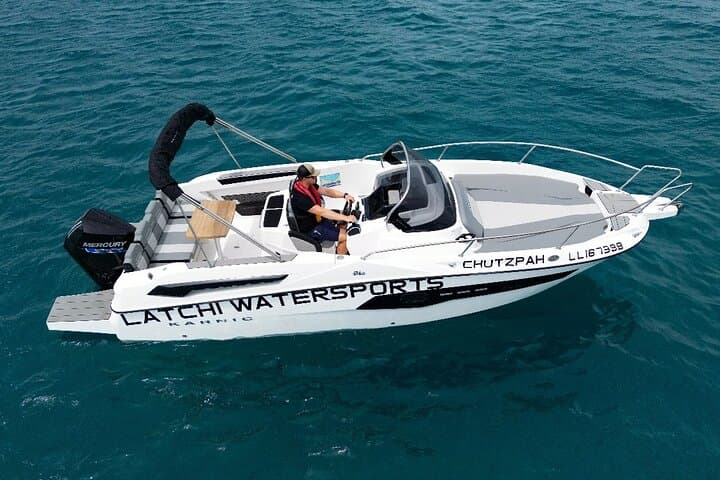 Self-Drive Karnic SL742 Speedboat Rental to Blue Lagoon (Paphos) photo 4