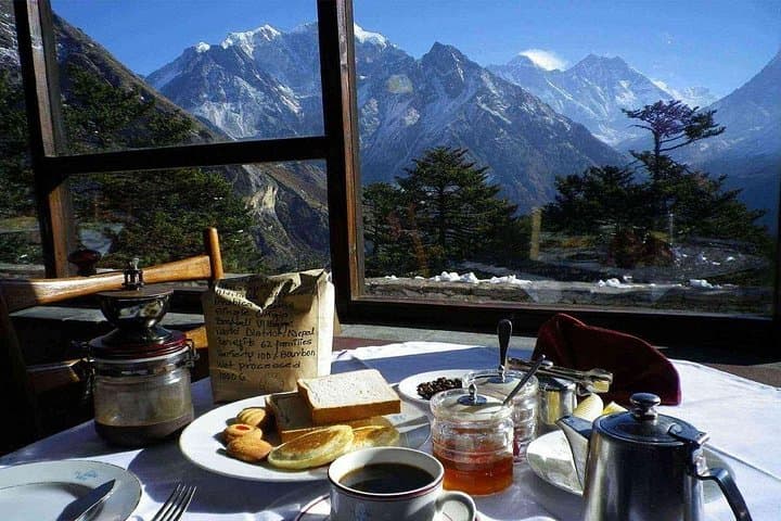 Private Everest Helicopter Tour to Kala Patthar with Hotel Everest View Breakfast photo 3
