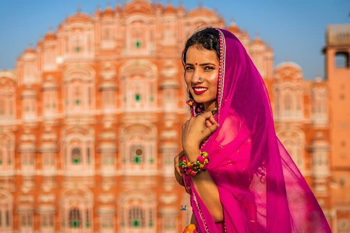 Golden Triangle 5-Day Tour with Gatimaan Express: Delhi, Agra & Jaipur photo 2