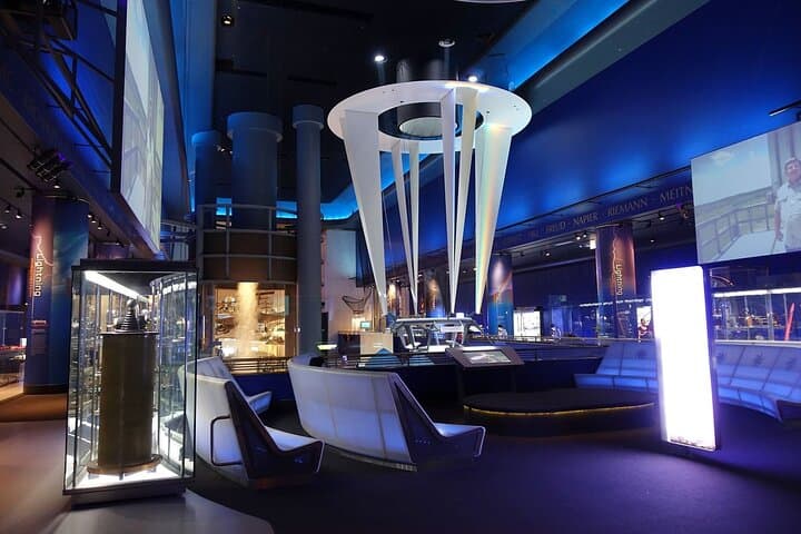 Inside the Museum of Science and Industry: Self-Guided Audio Tour & Timed Entry