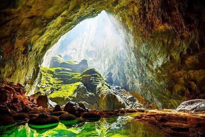Explore Phong Nha & Paradise Caves: Day Tour from Dong Hoi