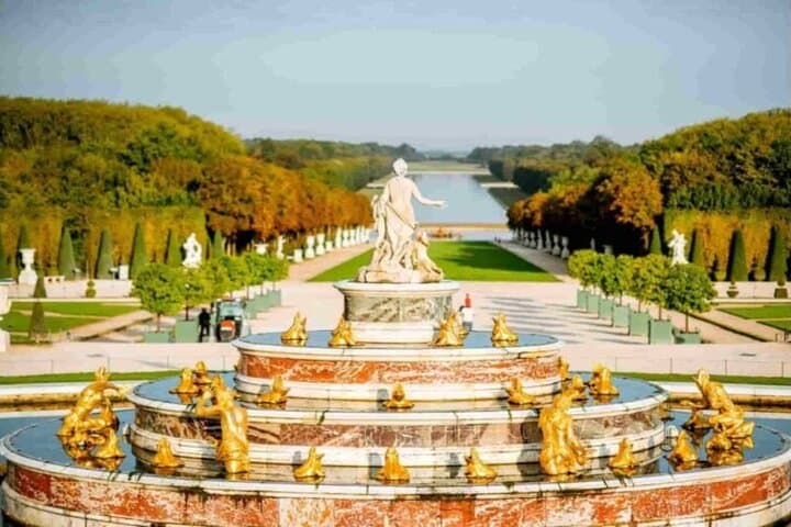 Private Versailles Palace Guided Tour with Garden Access — 2-Hour VIP Experience photo 2