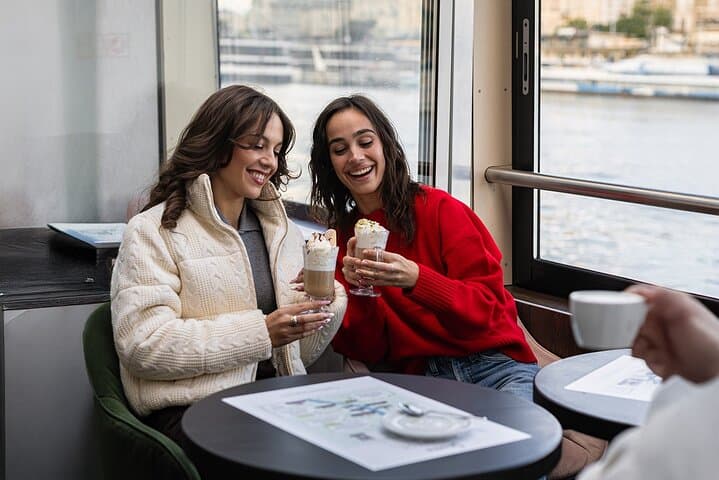 60-Minute Danube Drink & Cruise — Budapest River Sightseeing with 1 Drink
