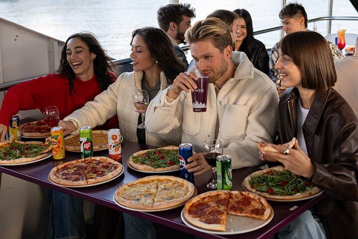 Budapest Pizza Cruise: Danube Dinner with City Lights photo 4
