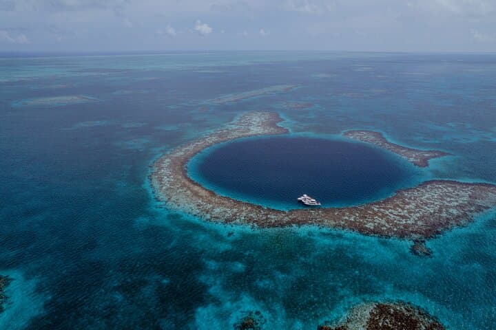 Great Blue Hole Belize: Full-Day 3-Tank Dive at Lighthouse Reef Atoll